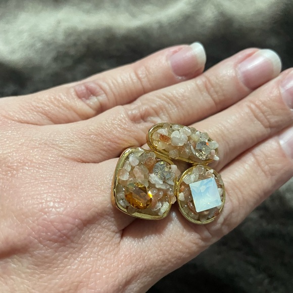 Anthropologie ring size 7.5 - Picture 3 of 4